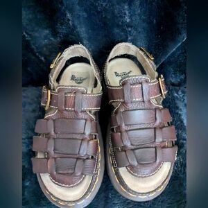 GUC Dr. Martens Fishermen Sandal